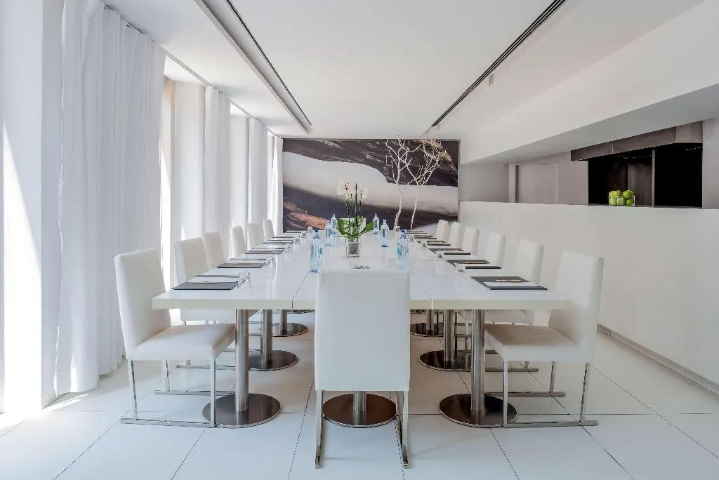 Restaurant, Doubletree by Hilton Lisbon - Fontana Park, Lisbon