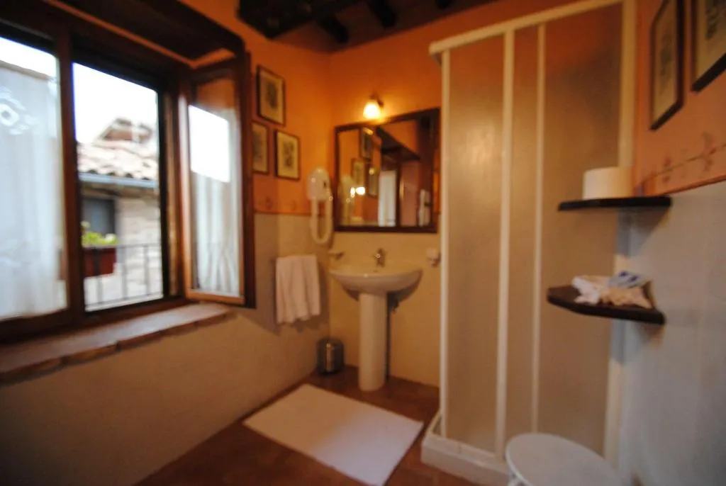 Room, Albergo Torre Sangiovanni, Perugia