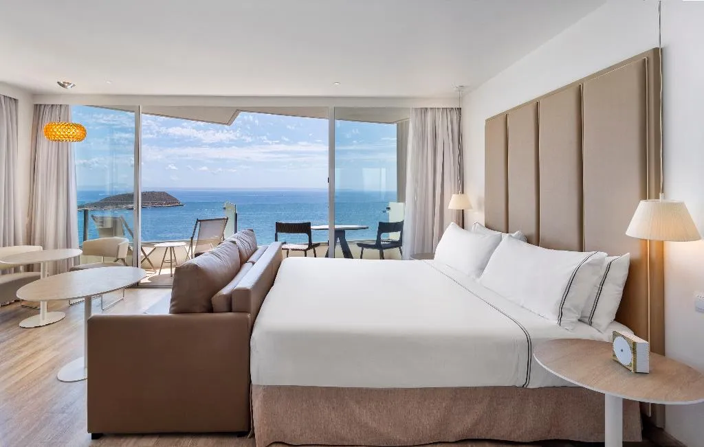 SUITE GRAND Room, Melia Calvia Beach, Majorca