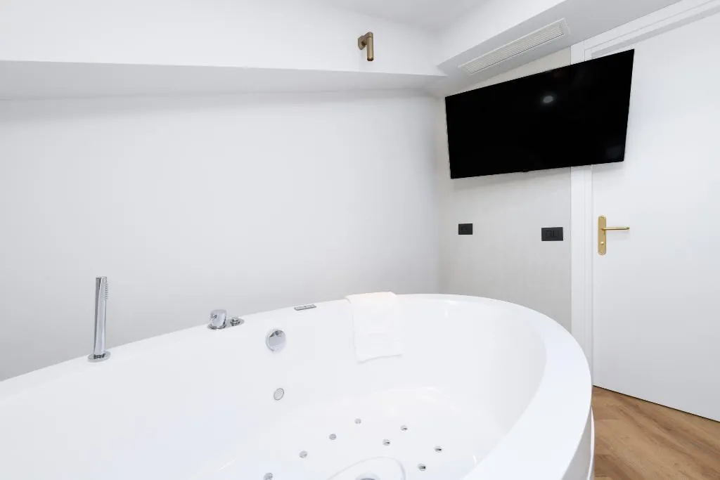 JUNIOR SUITE DELUXE Room, Palazzo Santo Spirito, Milan
