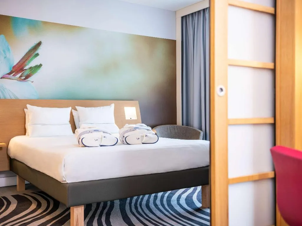 SUITE SUPERIOR KING BED Room, Novotel Milan Malpensa Airport, Milan