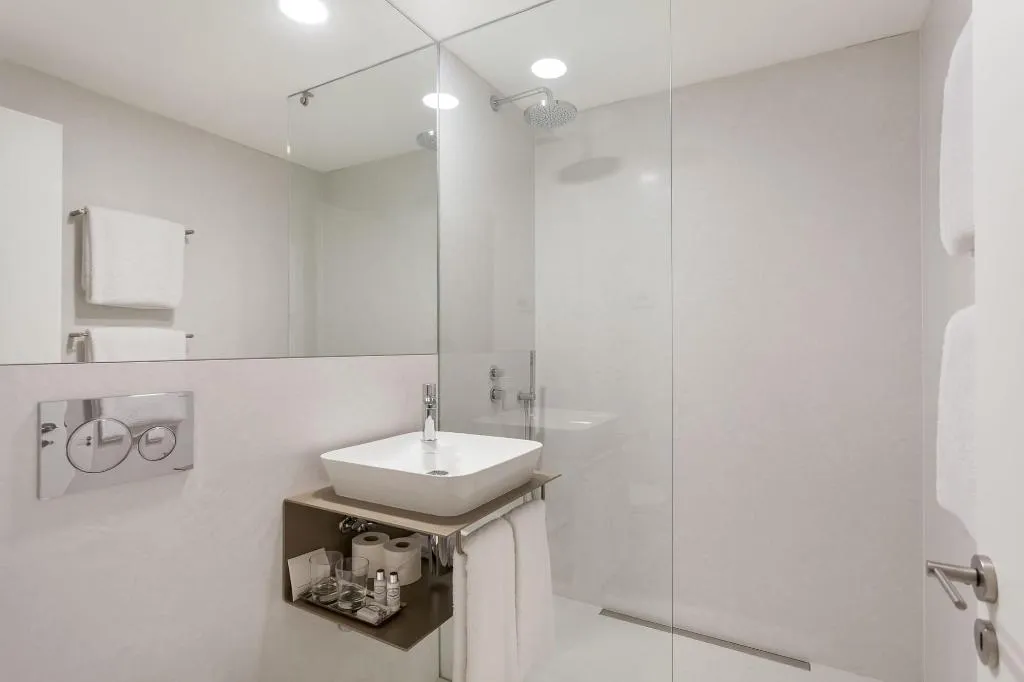 Room, S.Bento Residences, Porto