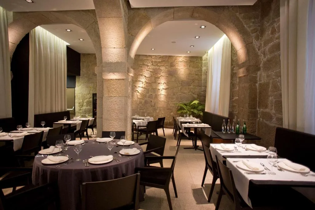 Restaurant, Carris Porto Ribeira, Porto