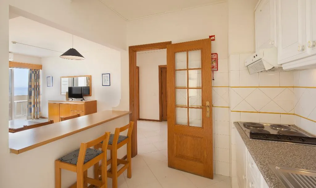APARTMENT SEA VIEW TWO BEDROOMS Room, Algarve Mor Apartamentos, Algarve