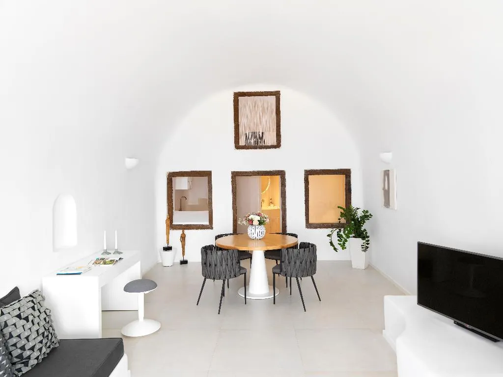 JUNIOR SUITE PREMIER Room, Astra Suites, Santorini