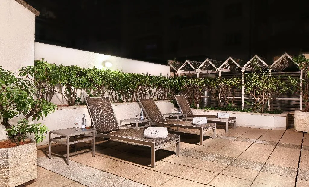 Pool, Gran Derby Suites, Barcelona