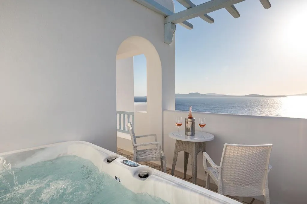 DOUBLE WITH JACUZZI Room, Saint John Hotel Villas & Spa, Mykonos