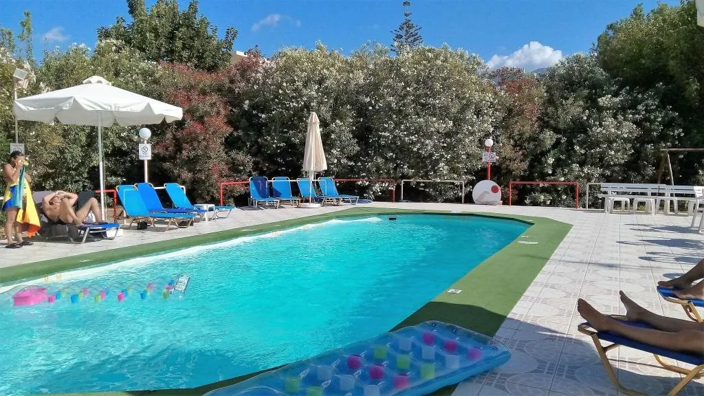 Pool, Alkion, Crete