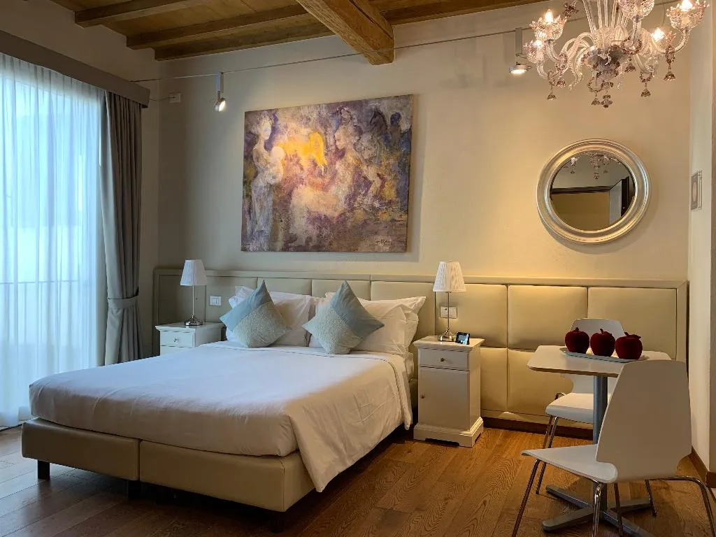 STUDIO SUPERIOR Room, Florence Art Apartments, Florence