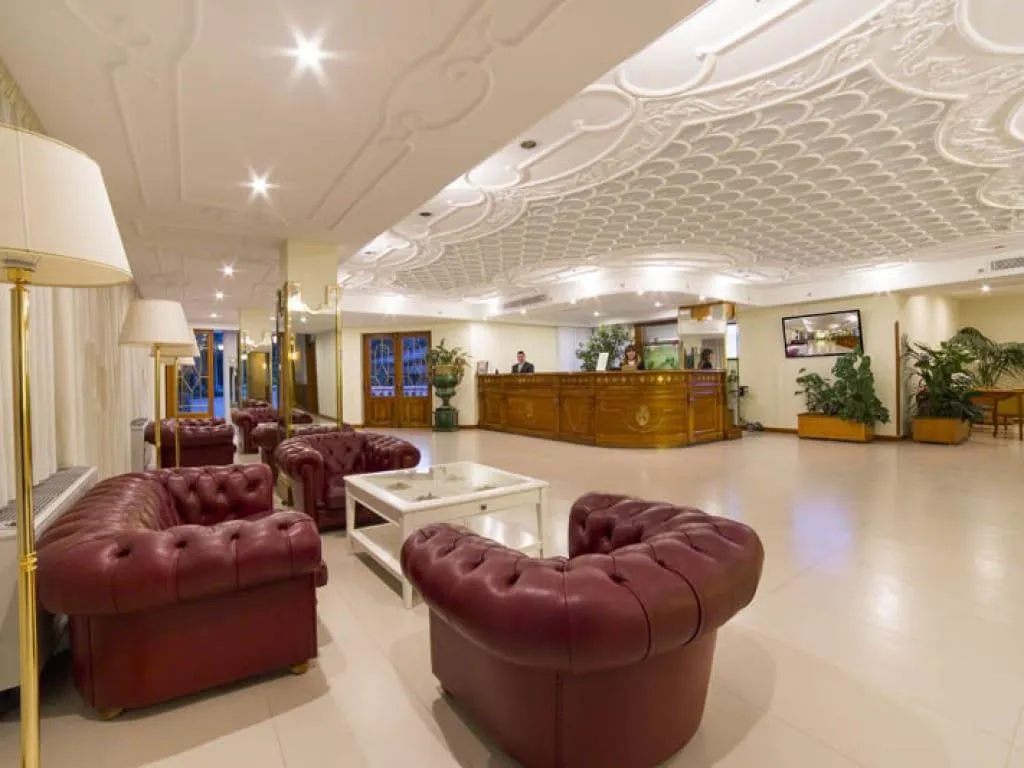 Lobby, Grand Hotel Parco del Sole, Naples