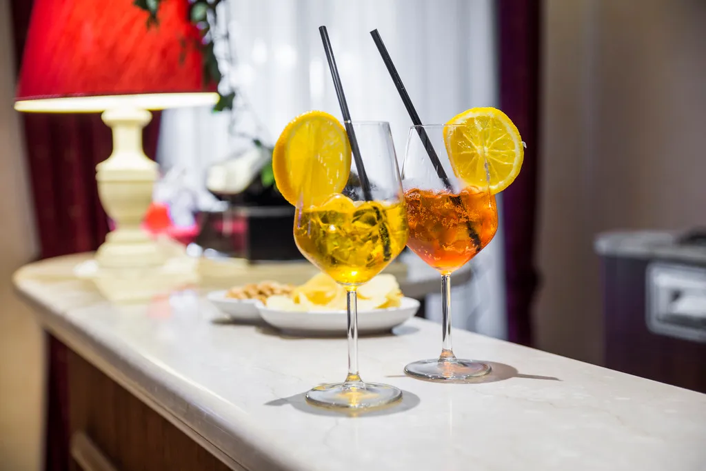 Bar, Hotel Gardenia Sirmione, Milan