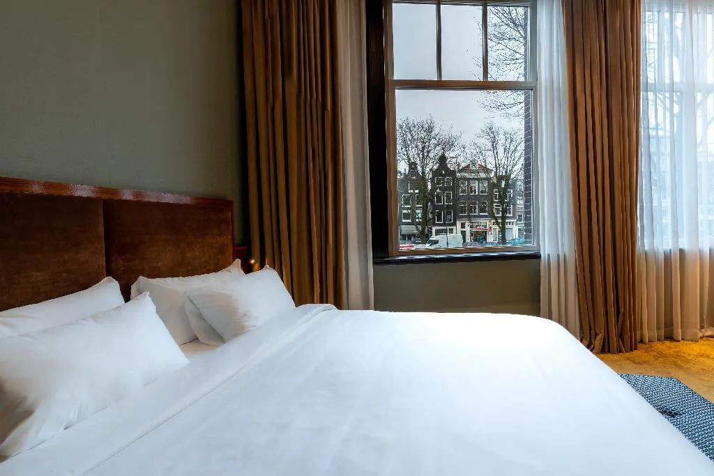 JUNIOR SUITE STANDARD Room, Hotel MAI Amsterdam, Amsterdam