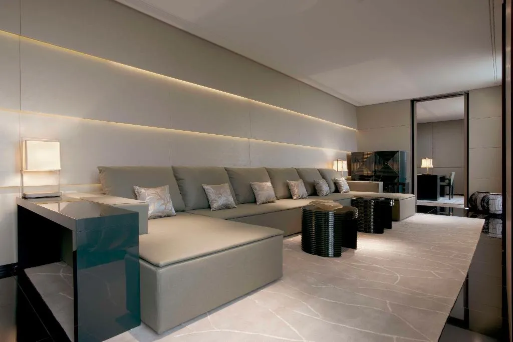 SUITE STANDARD Room, Armani Hotel Milano, Milan