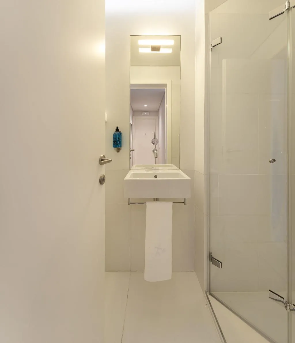 STUDIO SUPERIOR Room, Lisbon Serviced Apartments Madalena, Lisbon