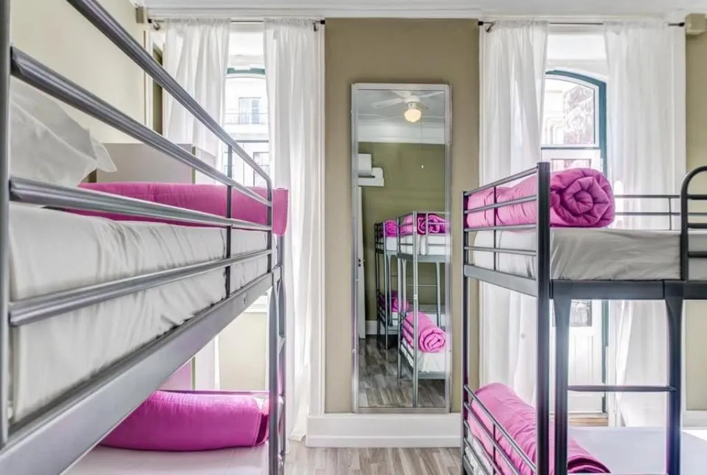 Bed in dormitory FEMALE ROOM WITH SHARED BATHROOM Room, Hostel Seven Hills, Lisbon