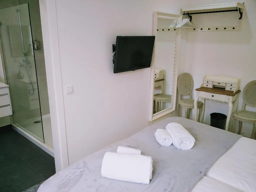 SUITE CLASSIC Room, Lisbon Terrace Suites Guesthouse, Lisbon
