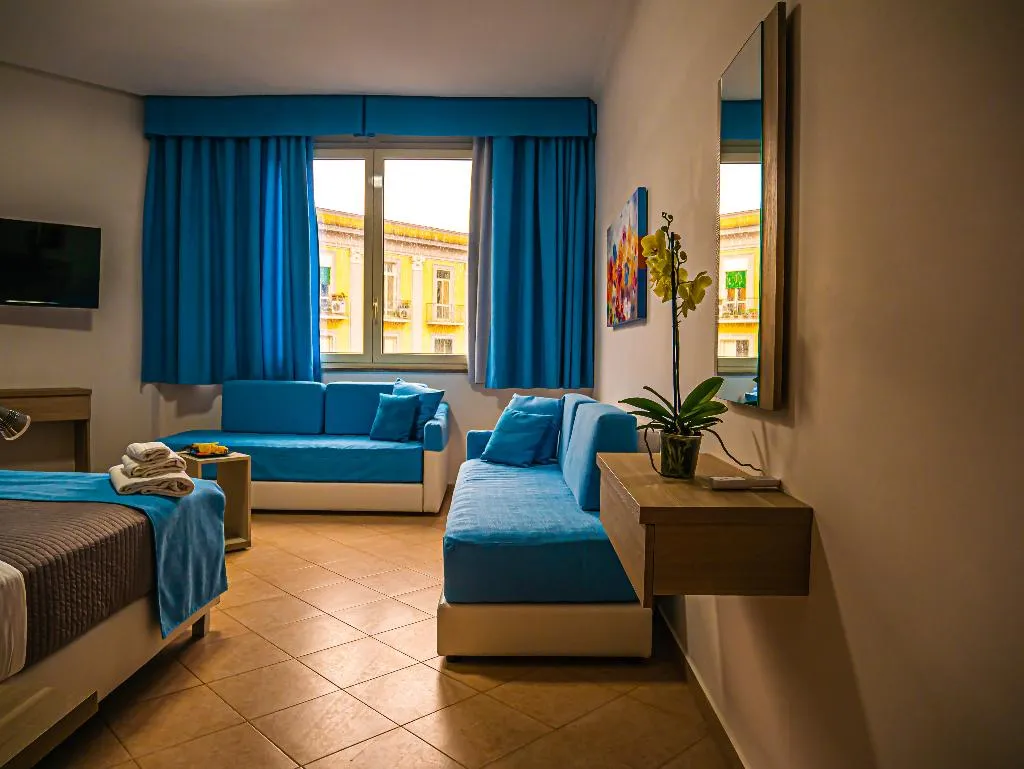 QUADRUPLE STANDARD Room, San Marco, Naples