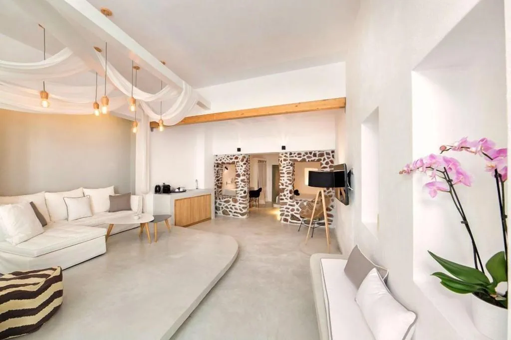 SUITE SUPERIOR WITH DOUBLE BED Room, Oia Vista House, Santorini