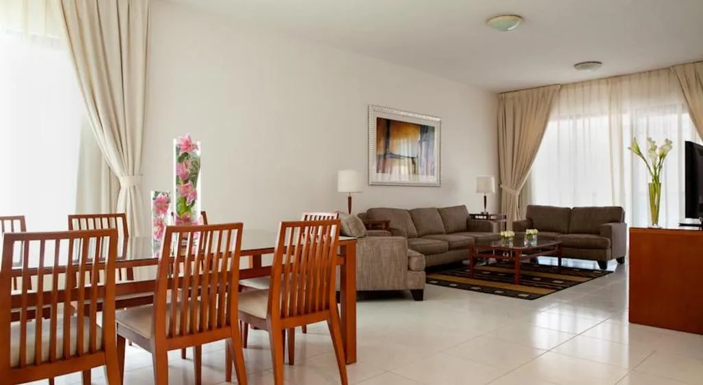 APARTMENT THREE BEDROOMS Room, Golden Sands Hotel Apartments, Dubai