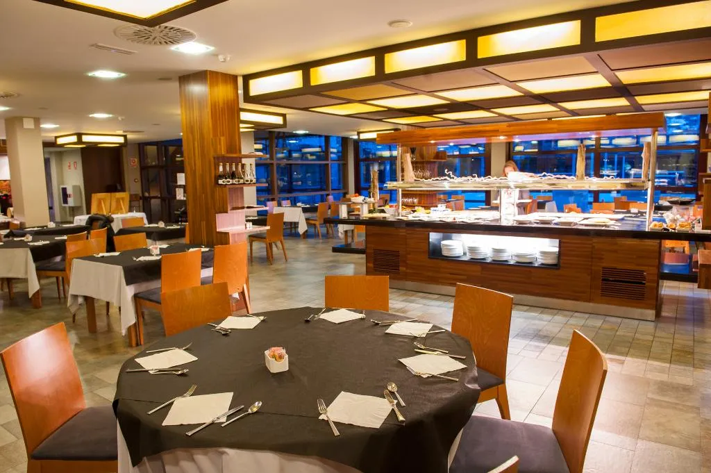 Restaurant, SOMMOS Hotel Aneto, Barcelona