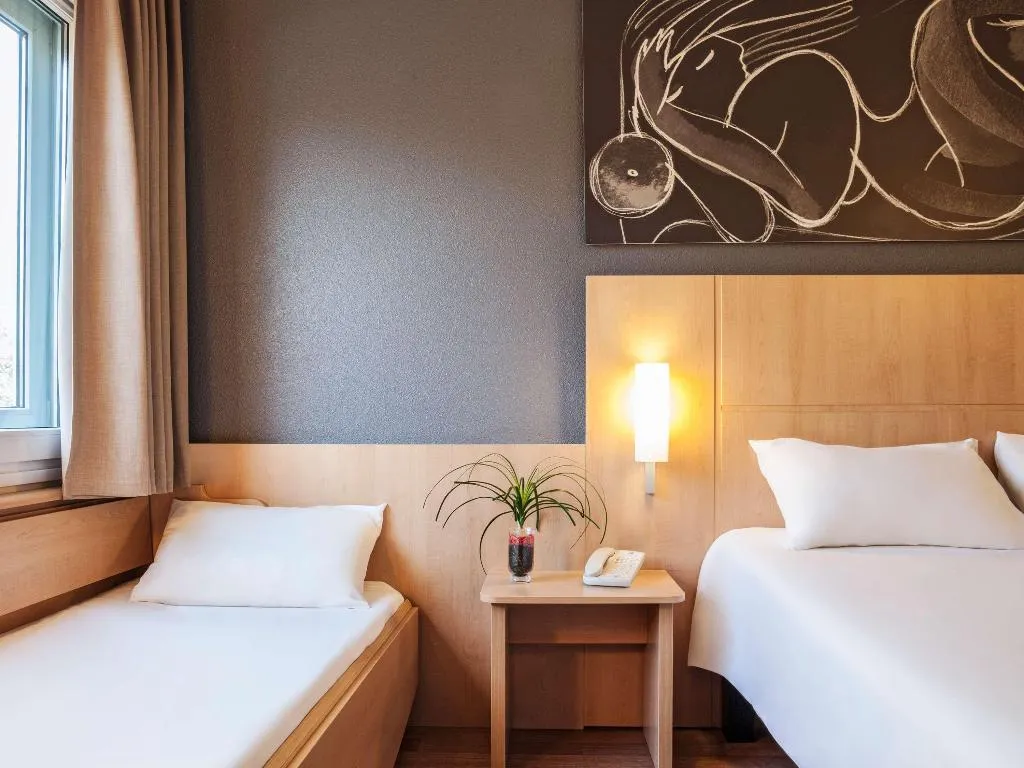 DOUBLE STANDARD Room, ibis Barcelona Meridiana, Barcelona