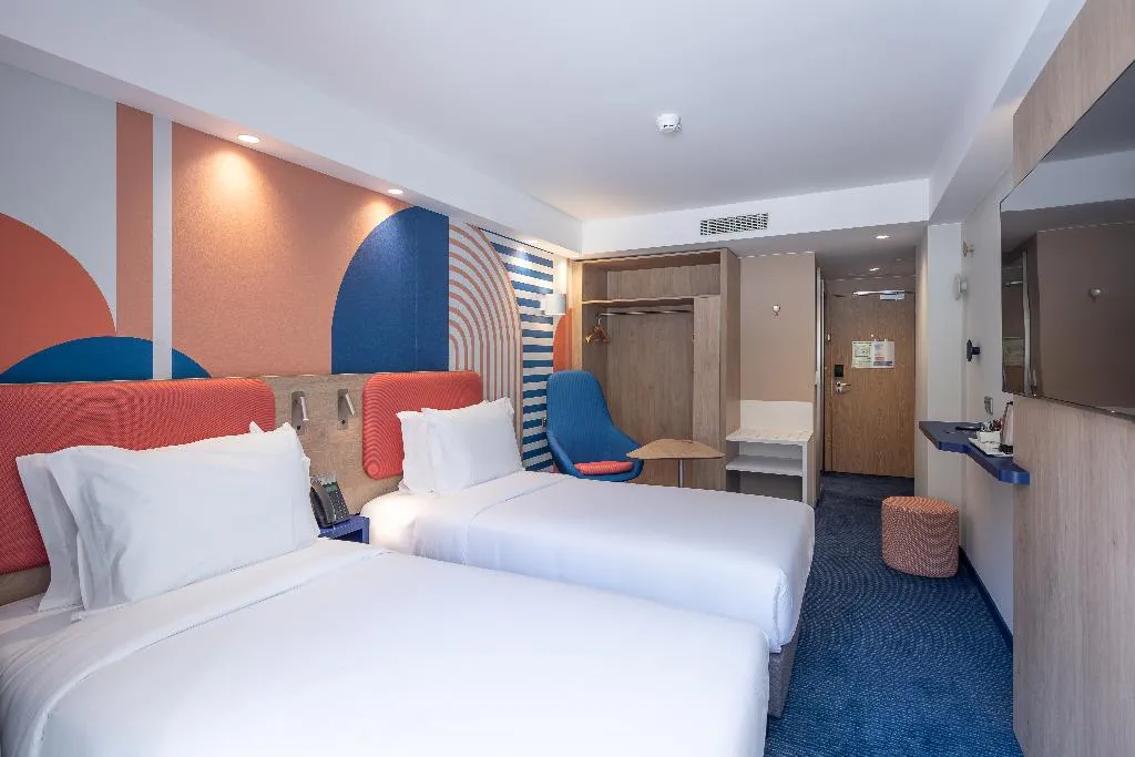 TWIN STANDARD Room, Holiday Inn Express Lisbon Principe Real, by IHG, Lisbon