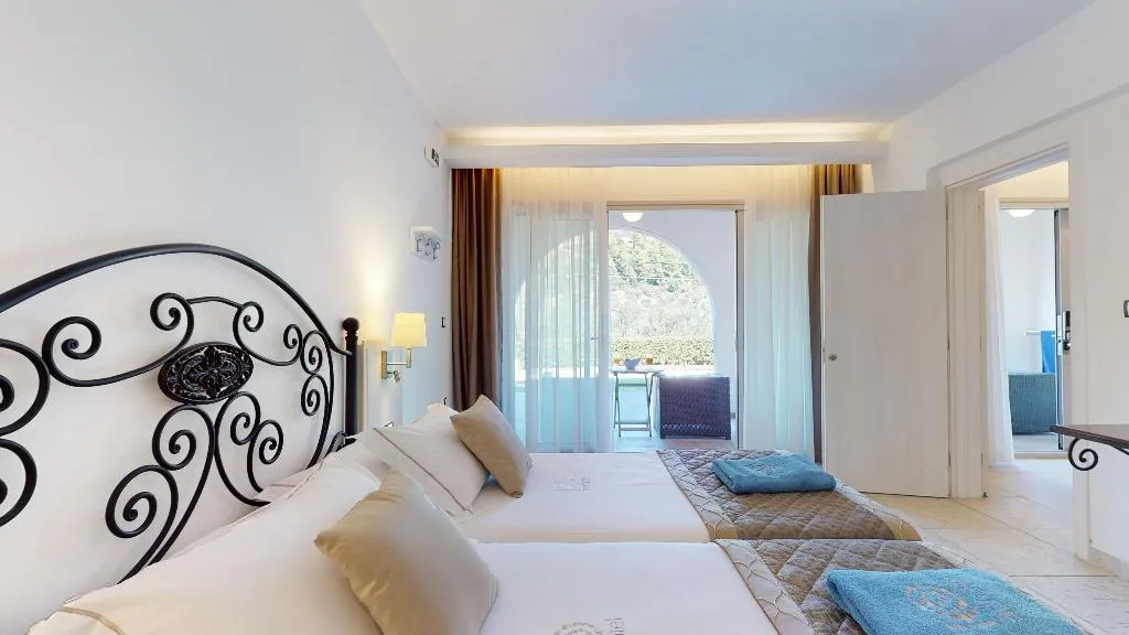 FAMILY ROOM STANDARD Room, Acrotel Athena Pallas & Residence, Halkidiki