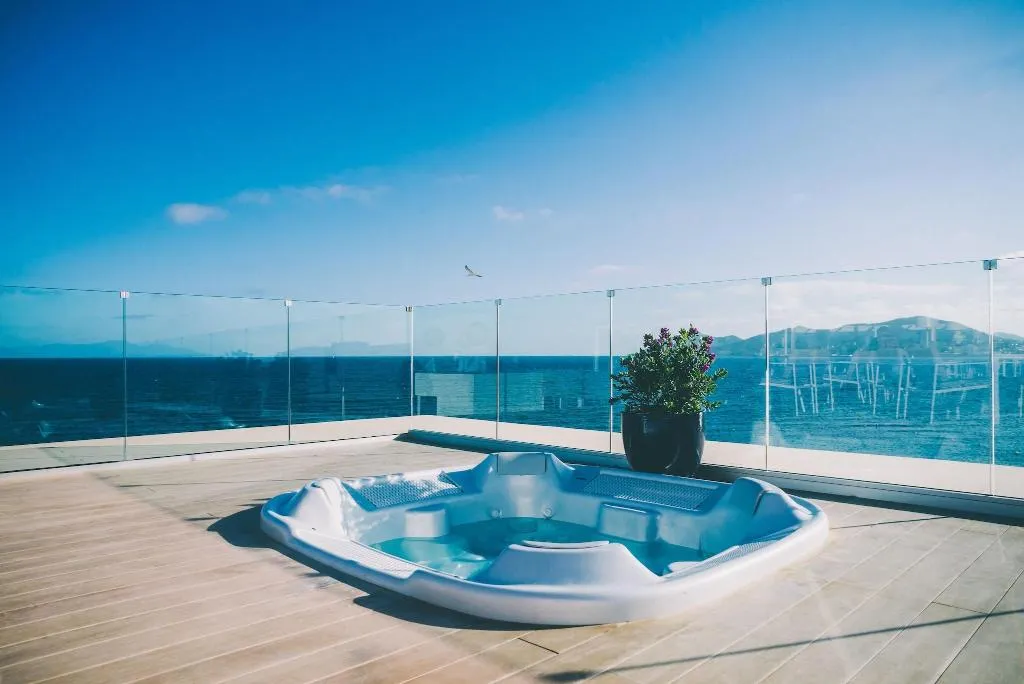 Pool, ME Ibiza, Ibiza