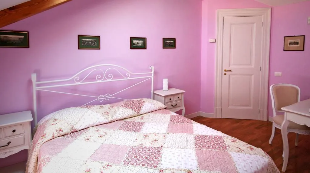Room, Secret Garden Relais, Naples