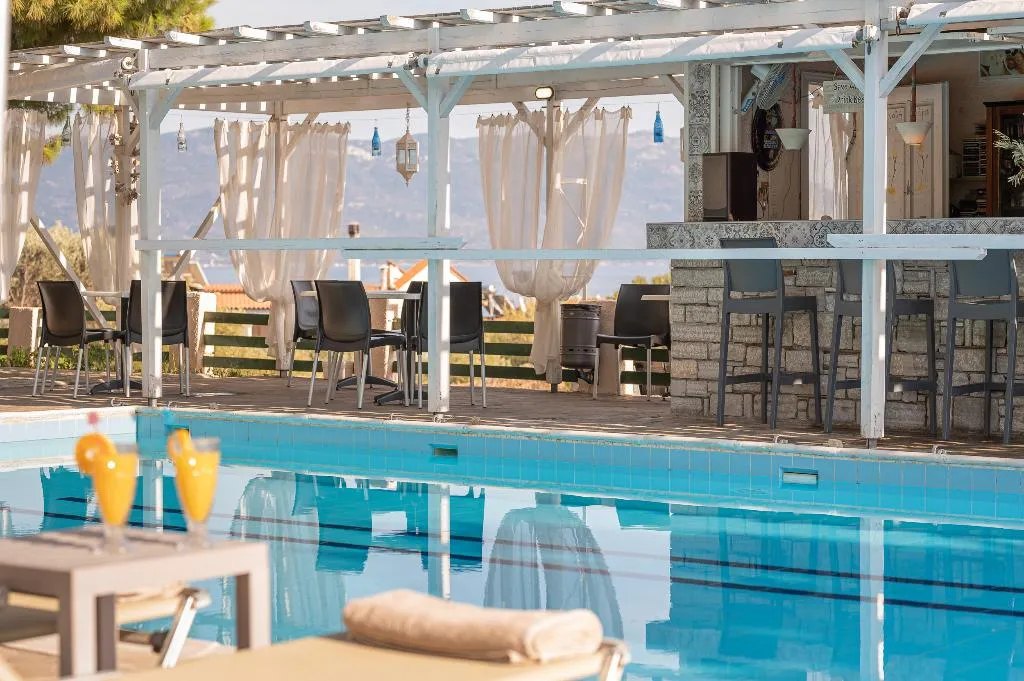 Bar, Ledra, Samos