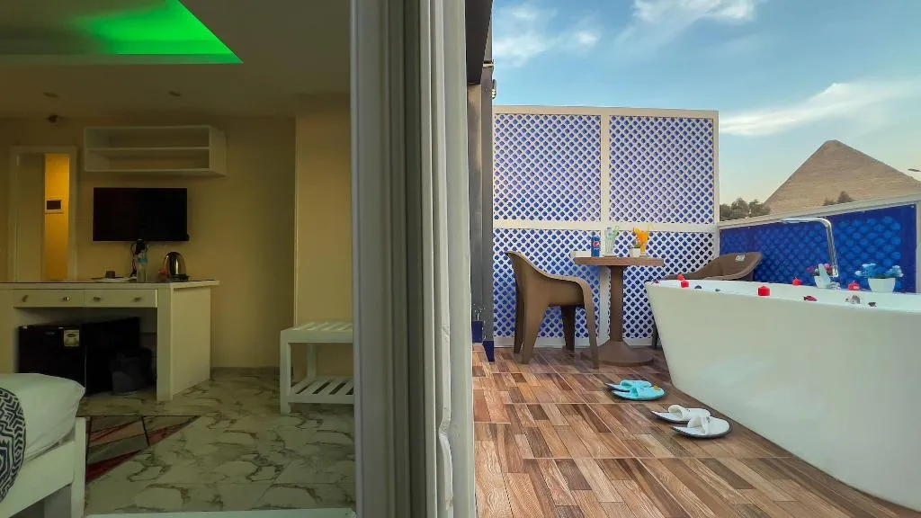 Room, Turquoise Pyramids Hotel, Cairo