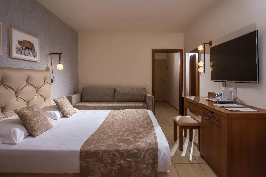 QUADRUPLE SEA VIEW Room, Bella Beach, Crete