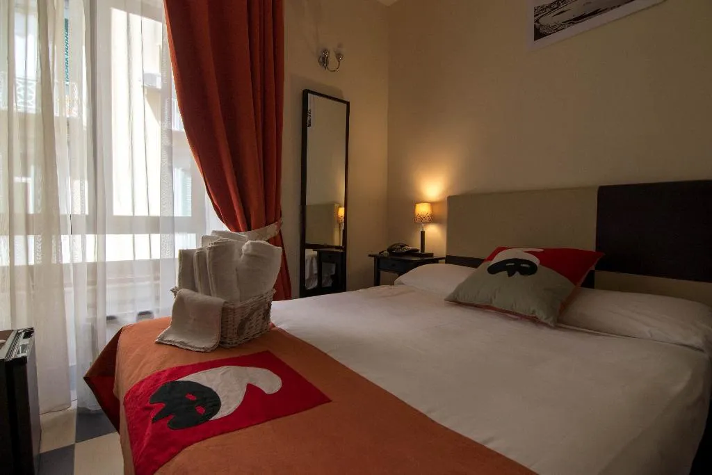 DOUBLE STANDARD Room, Hotel Plebiscito Aparthotel, Naples