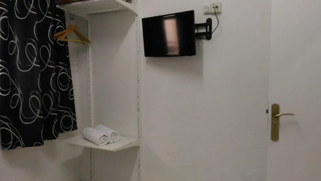 Room, Jqc Rooms, Madrid