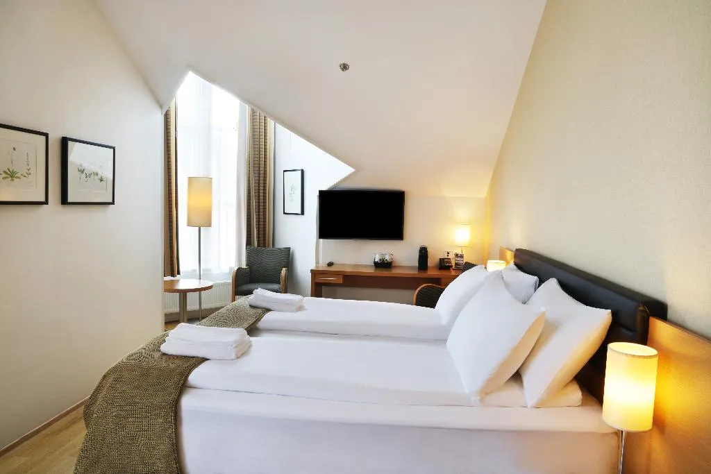 Double or Twin DELUXE Room, TOP CityLine Hotel Reykjavik Centrum, Reykjavik