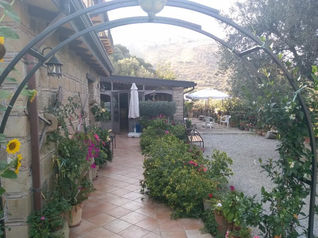 Terrace, Agriturismo L'Uliveto, Palermo
