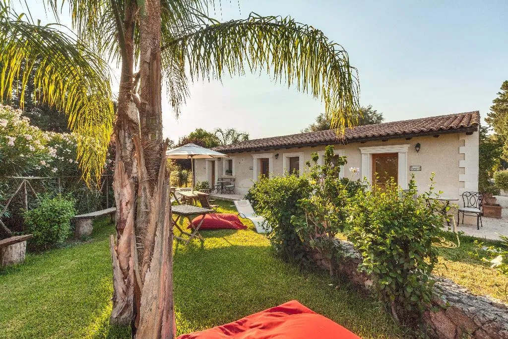 Double or Twin EXECUTIVE Room, Villa dei Papiri, Catania