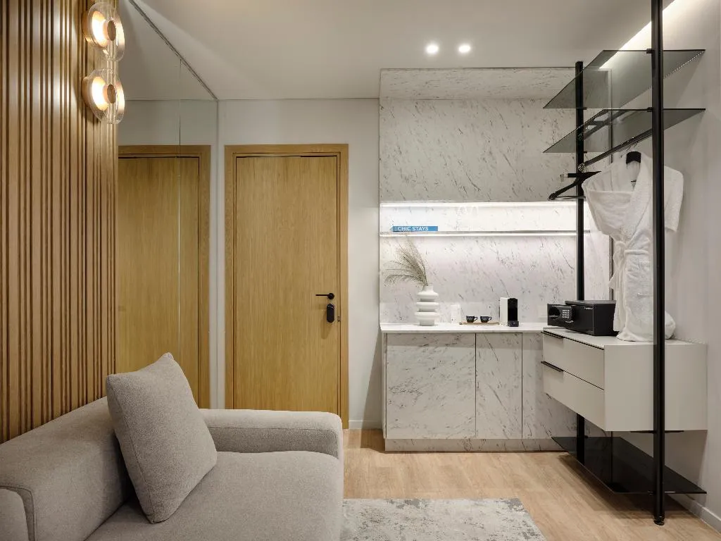 JUNIOR SUITE KING SIZE BED Room, Nur Aparthotel Athens, Athens