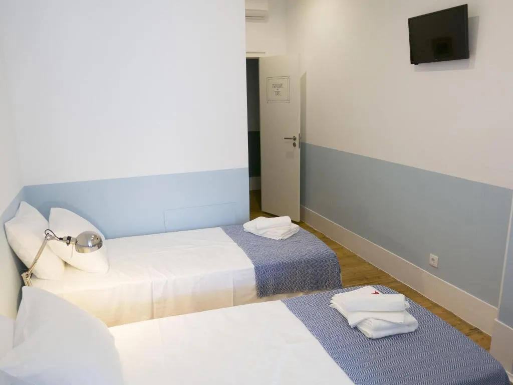 Room, Lisbon Check-In Guesthouse, Lisbon