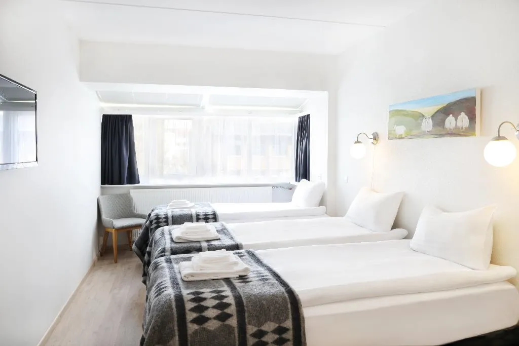 TRIPLE STANDARD Room, Fosshotel Lind, Reykjavik