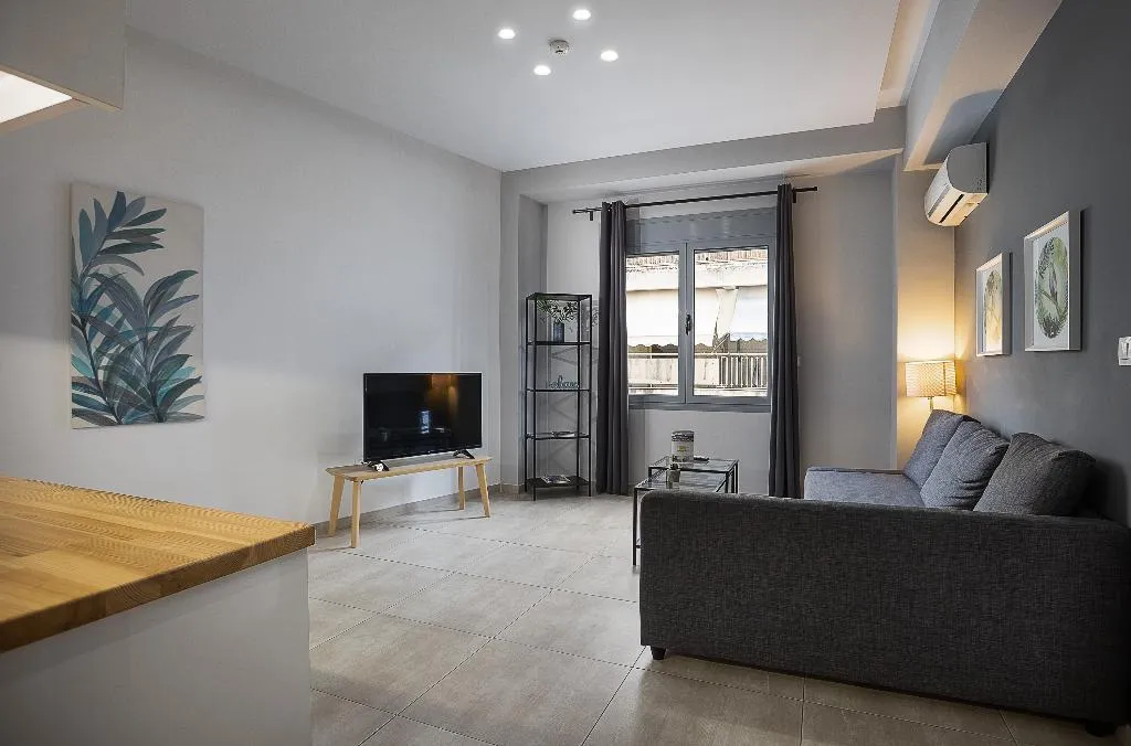 SUITE ONE BEDROOM WITH AIR CONDITIONING Room, Omnia Pagrati Apartments, Athens