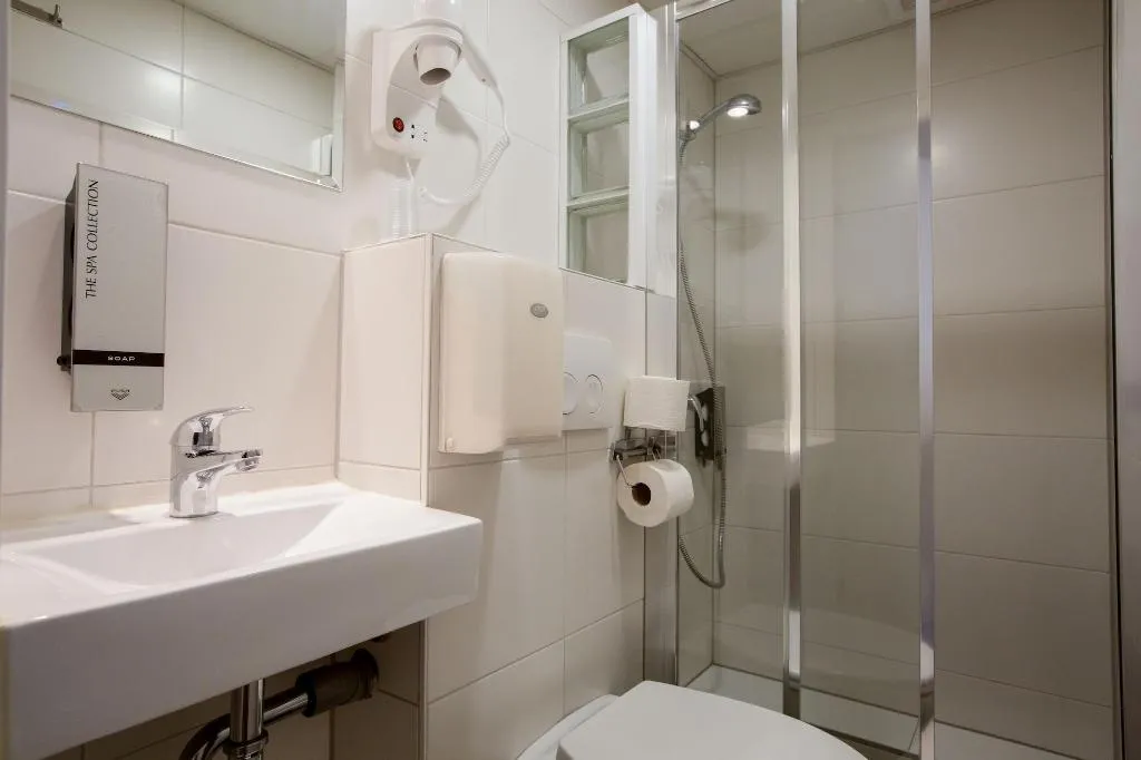 Room, Hotel Titus, Amsterdam