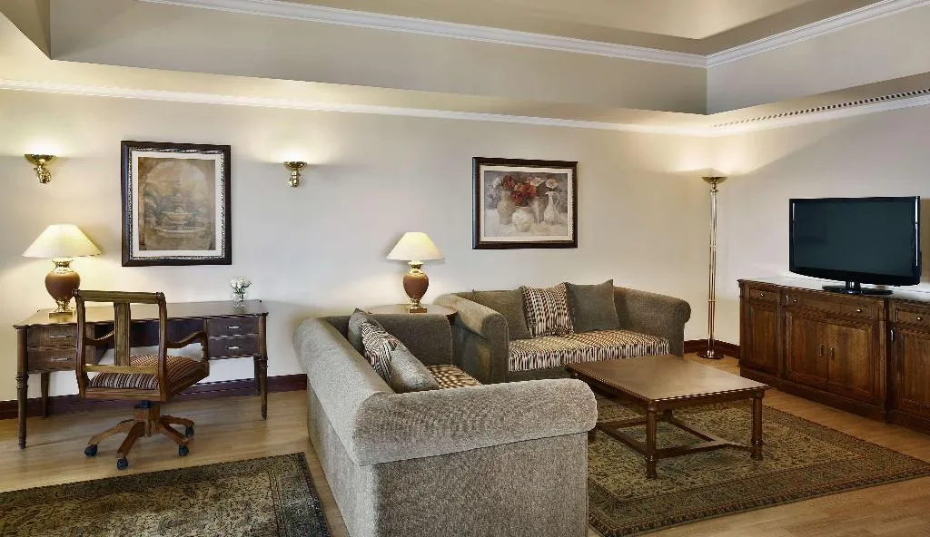 SUITE STANDARD Room, Hilton Zamalek Residence Cairo, Cairo