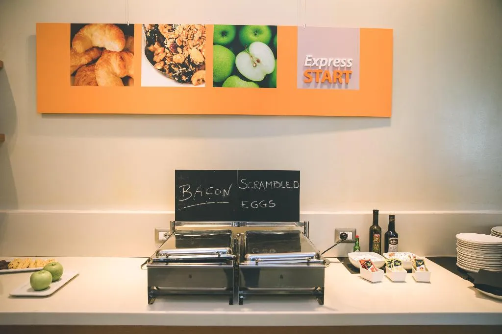 Restaurant, Holiday Inn Express Milan-Malpensa Airport, Milan