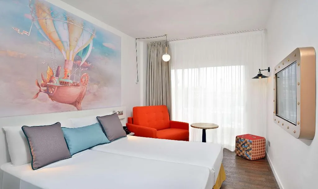 Room, Sol Katmandu Park & Resort, Majorca