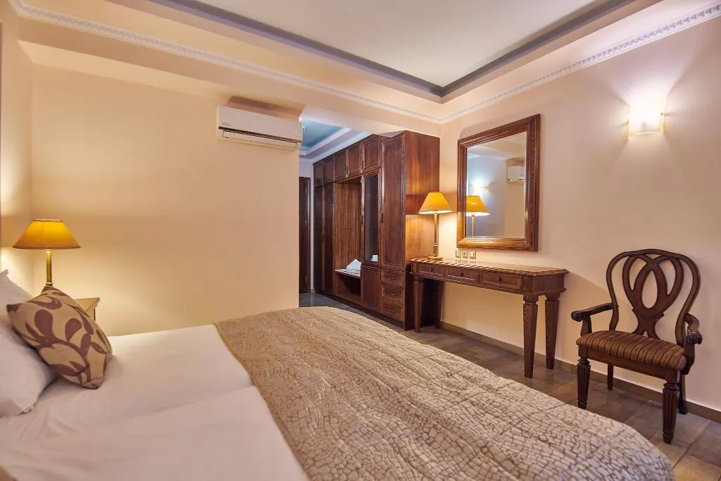 JUNIOR SUITE POOL VIEW Room, Palazetto Suites Zakynthos, Zante