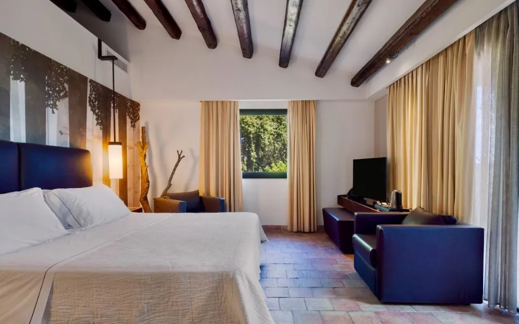 TRIPLE SUPERIOR WITH PRIVATE POOL Room, Vallegrande Nature Resort by Geocharme, Palermo