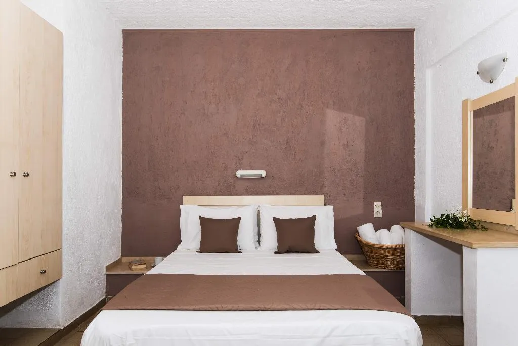 STUDIO CAPACITY 3 Room, Aspro Hotel, Crete