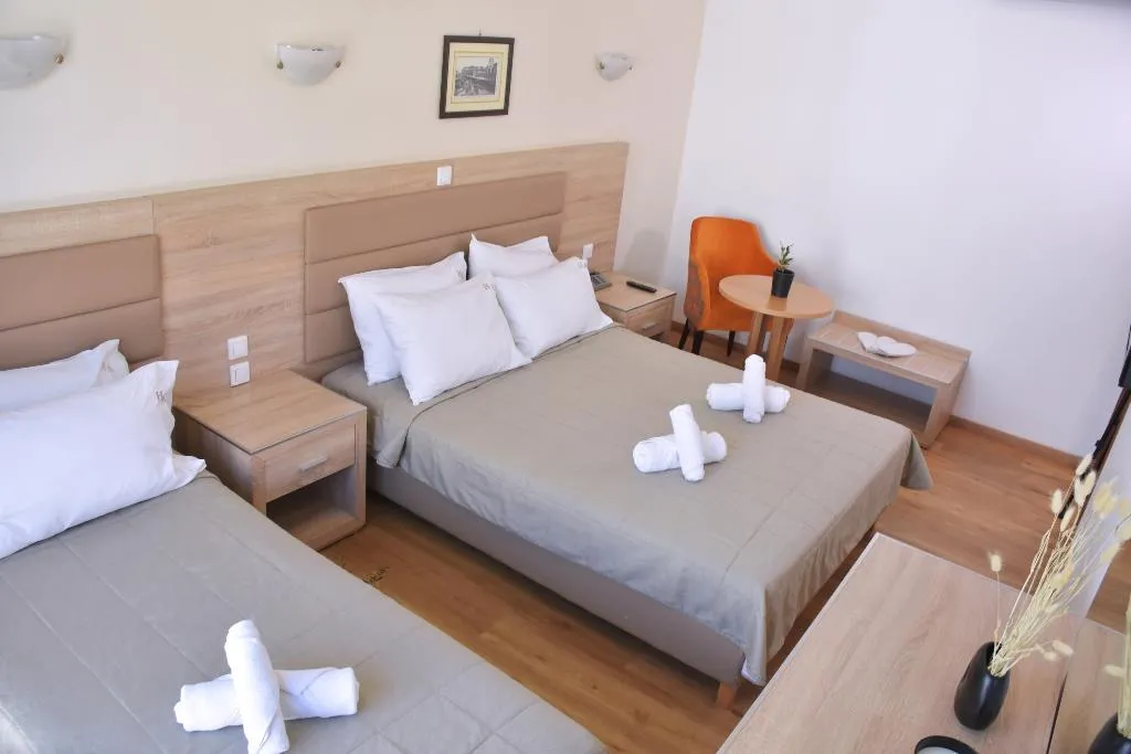 TRIPLE STANDARD Room, Arethusa, Athens