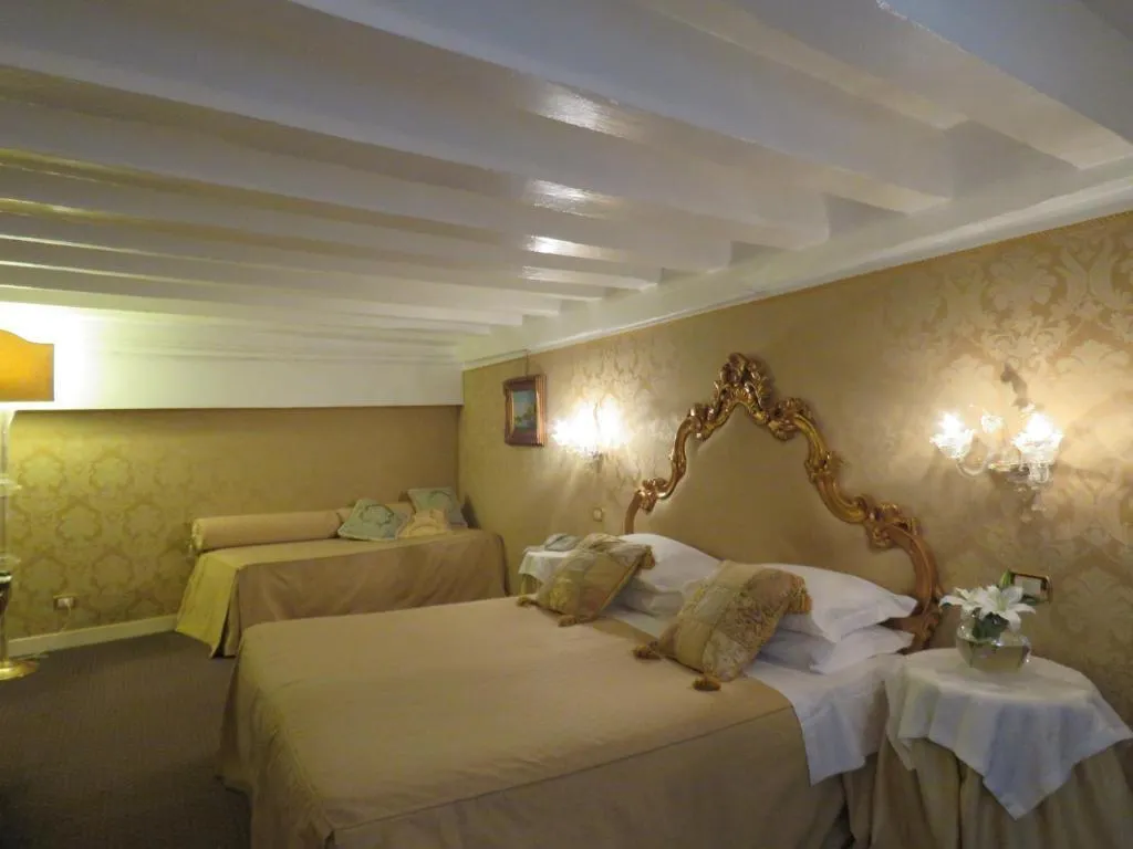 TRIPLE STANDARD Room, Antico Doge - a Member of Elizabeth Hotel, Venice